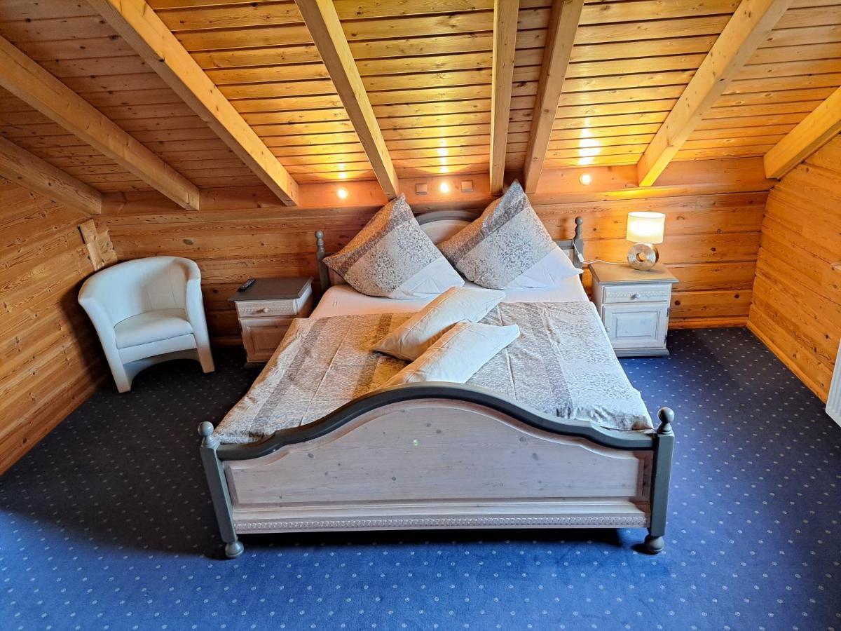 Steewer Landhaus Gemuetliche Ferienwohnung Bis 6 Pers In Ruhiger Ortsrandlage Stebach Eksteriør billede