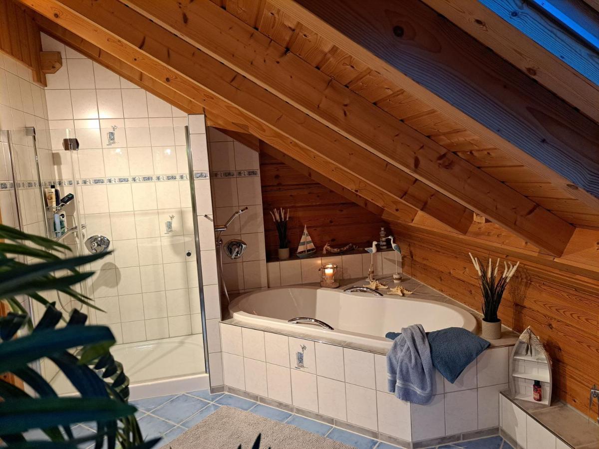 Steewer Landhaus Gemuetliche Ferienwohnung Bis 6 Pers In Ruhiger Ortsrandlage Stebach Eksteriør billede