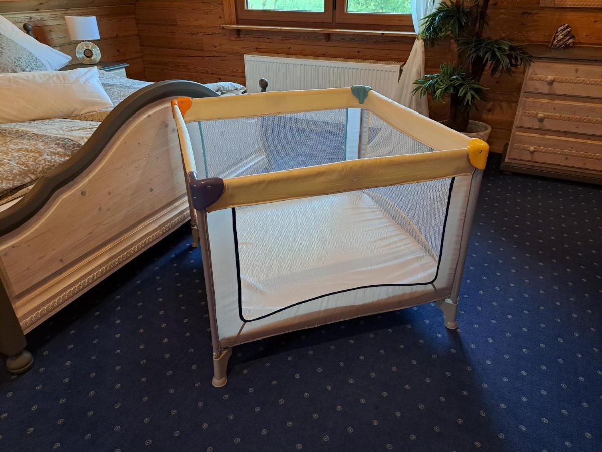 Steewer Landhaus Gemuetliche Ferienwohnung Bis 6 Pers In Ruhiger Ortsrandlage Stebach Eksteriør billede