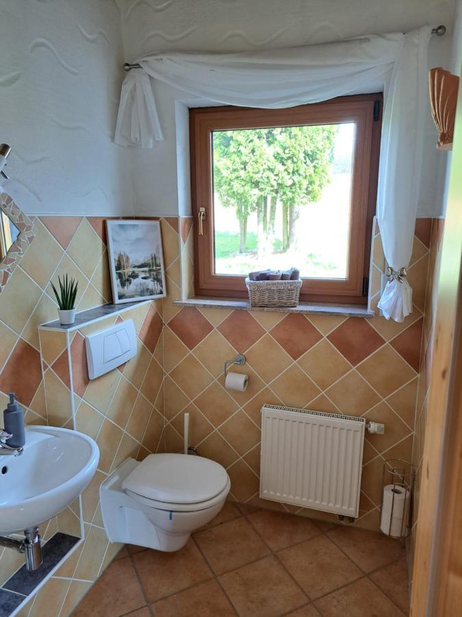 Steewer Landhaus Gemuetliche Ferienwohnung Bis 6 Pers In Ruhiger Ortsrandlage Stebach Eksteriør billede