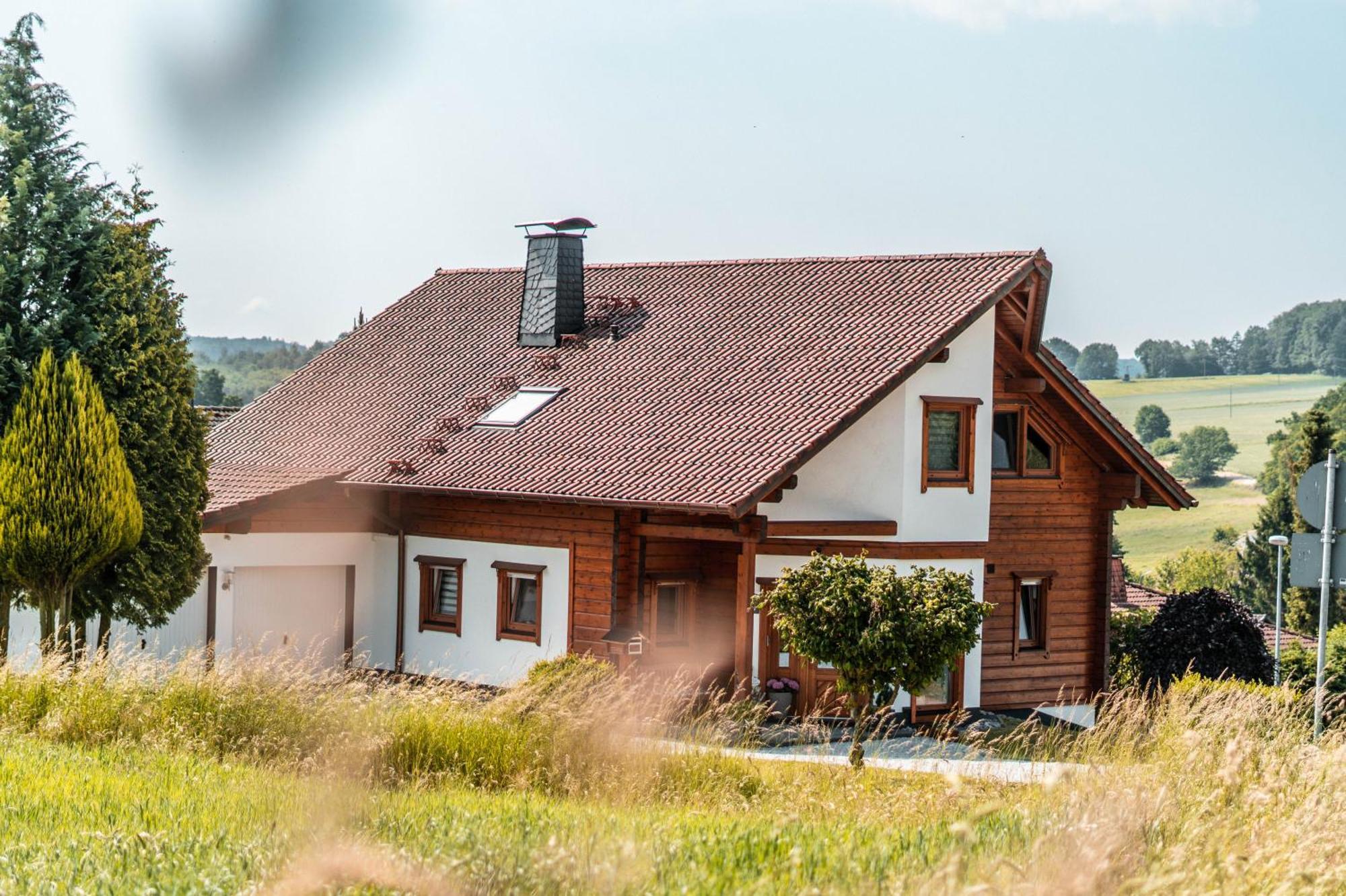 Steewer Landhaus Gemuetliche Ferienwohnung Bis 6 Pers In Ruhiger Ortsrandlage Stebach Eksteriør billede